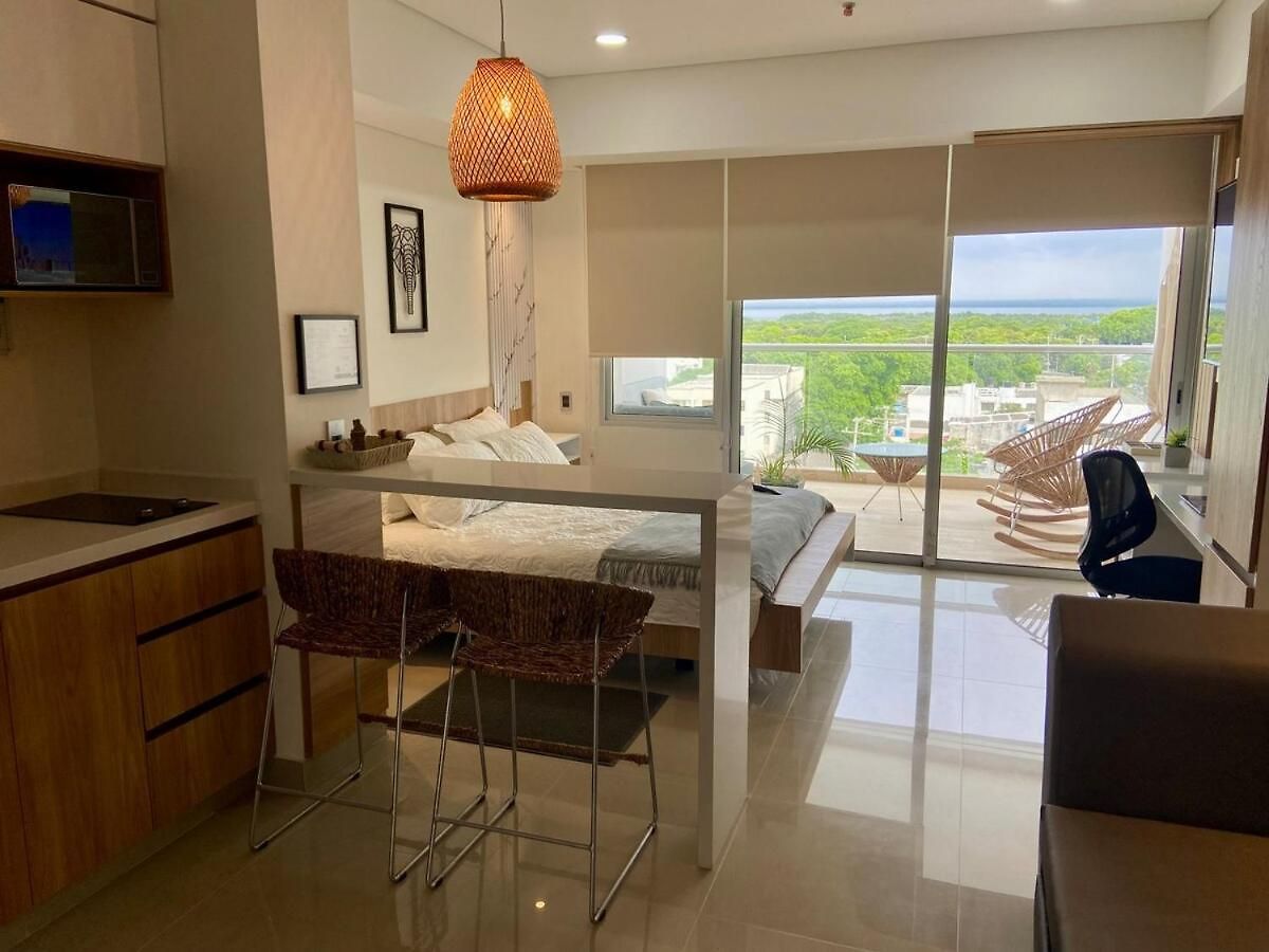 Apartamento De Lujo Frente Al Mar-piscina&jacuzzi En Edificio Beach&exclusive Resort- Aeropuerto A 5min Caminando