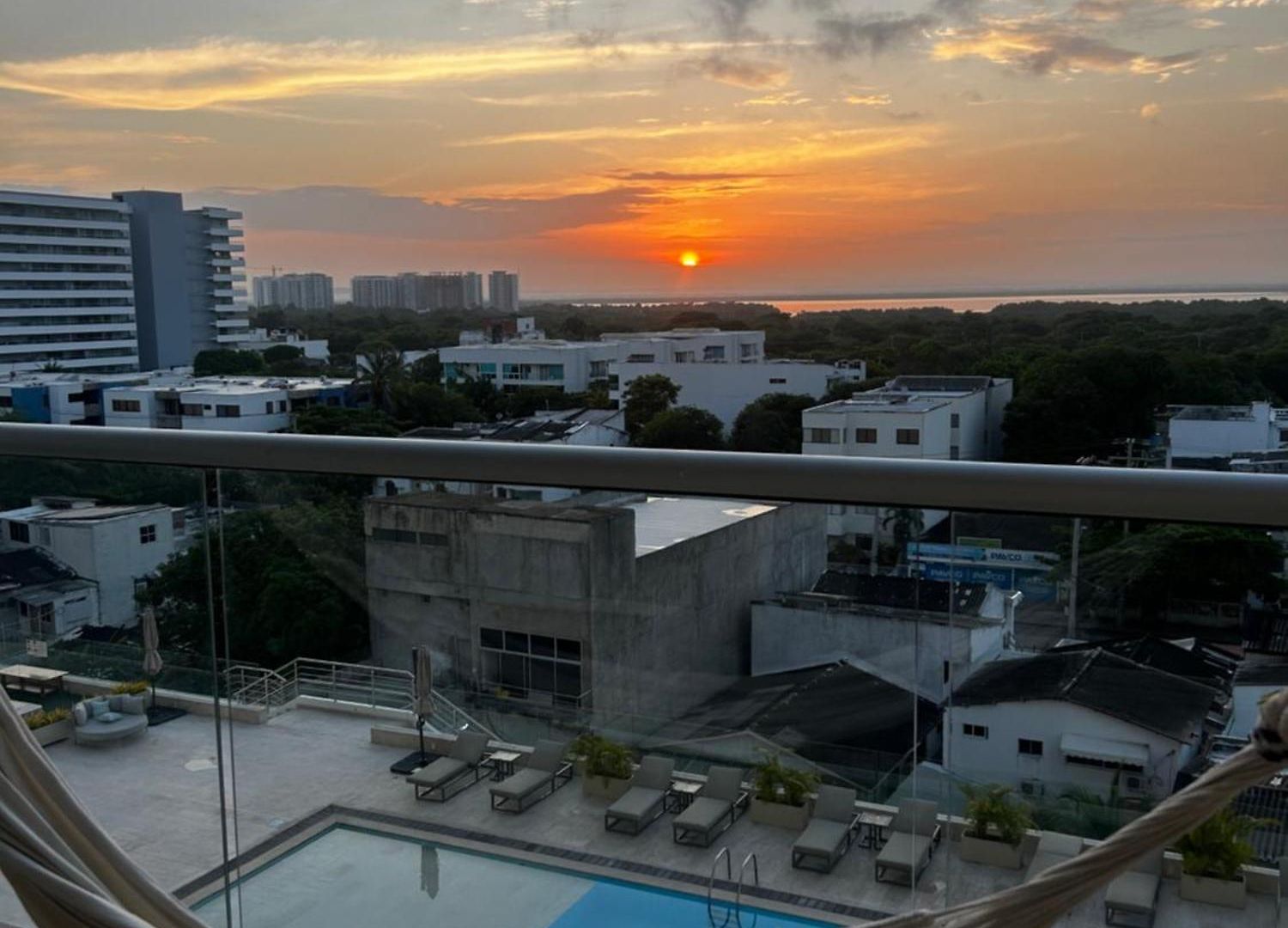 De Lujo Frente Al Mar-piscina&jacuzzi En Edificio Beach&exclusive Resort- Aeropuerto A 5min Caminando Apartamento