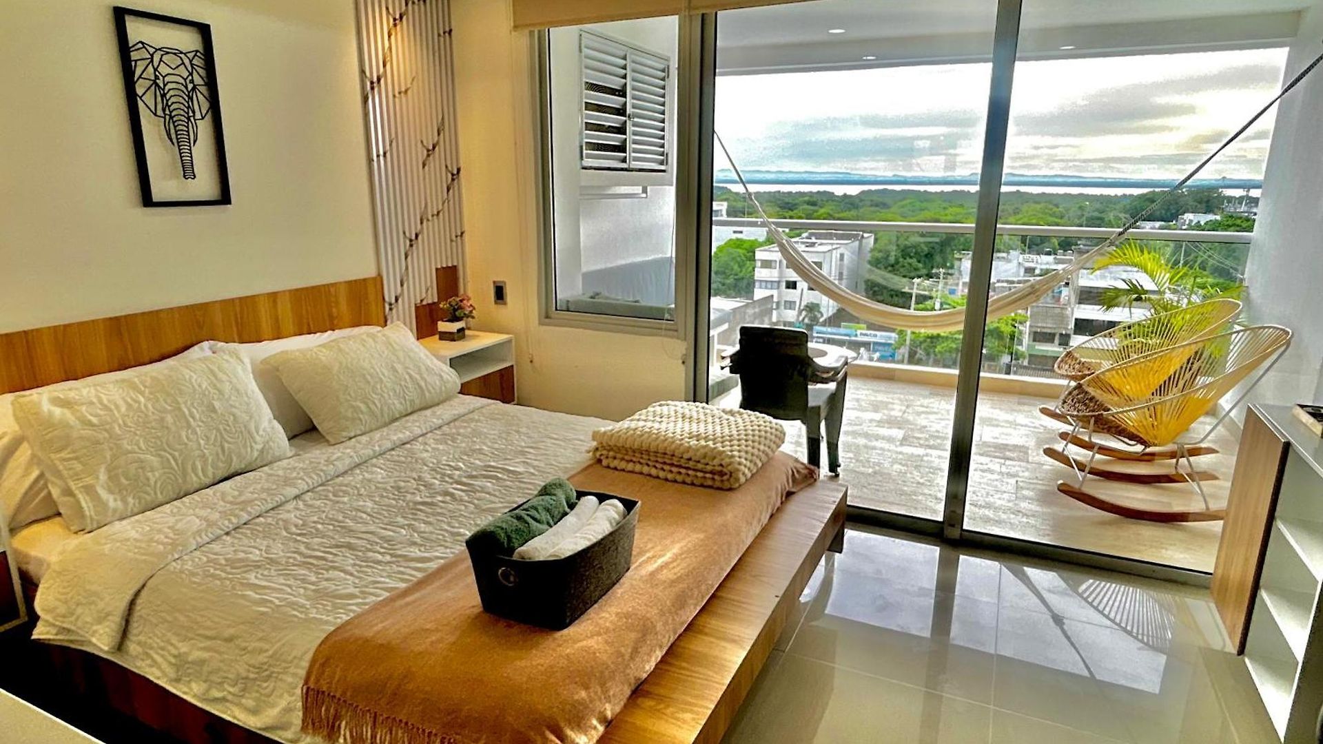 De Lujo Frente Al Mar-piscina&jacuzzi En Edificio Beach&exclusive Resort- Aeropuerto A 5min Caminando Apartamento *