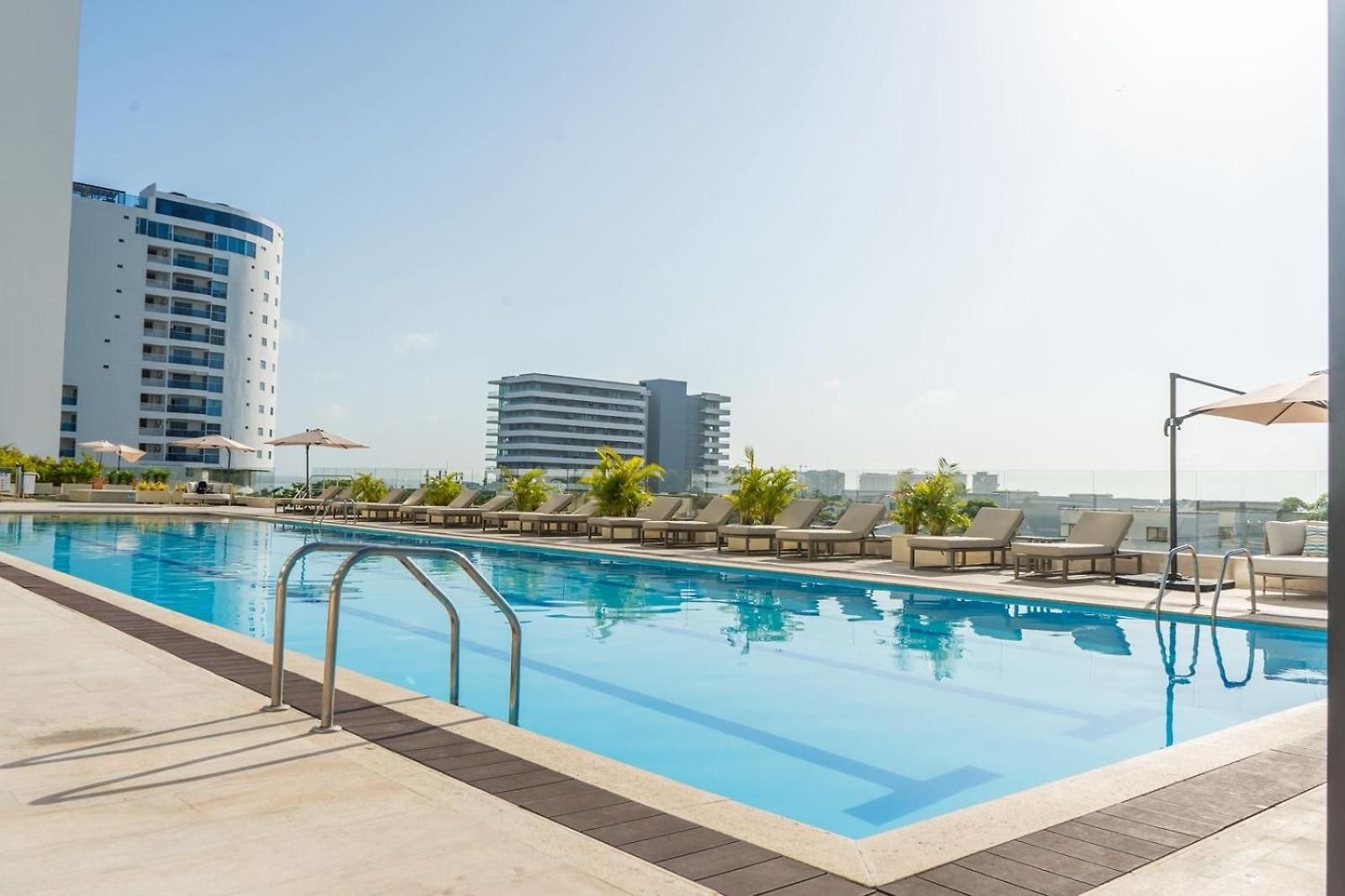 De Lujo Frente Al Mar-piscina&jacuzzi En Edificio Beach&exclusive Resort- Aeropuerto A 5min Caminando Apartamento Cartagena